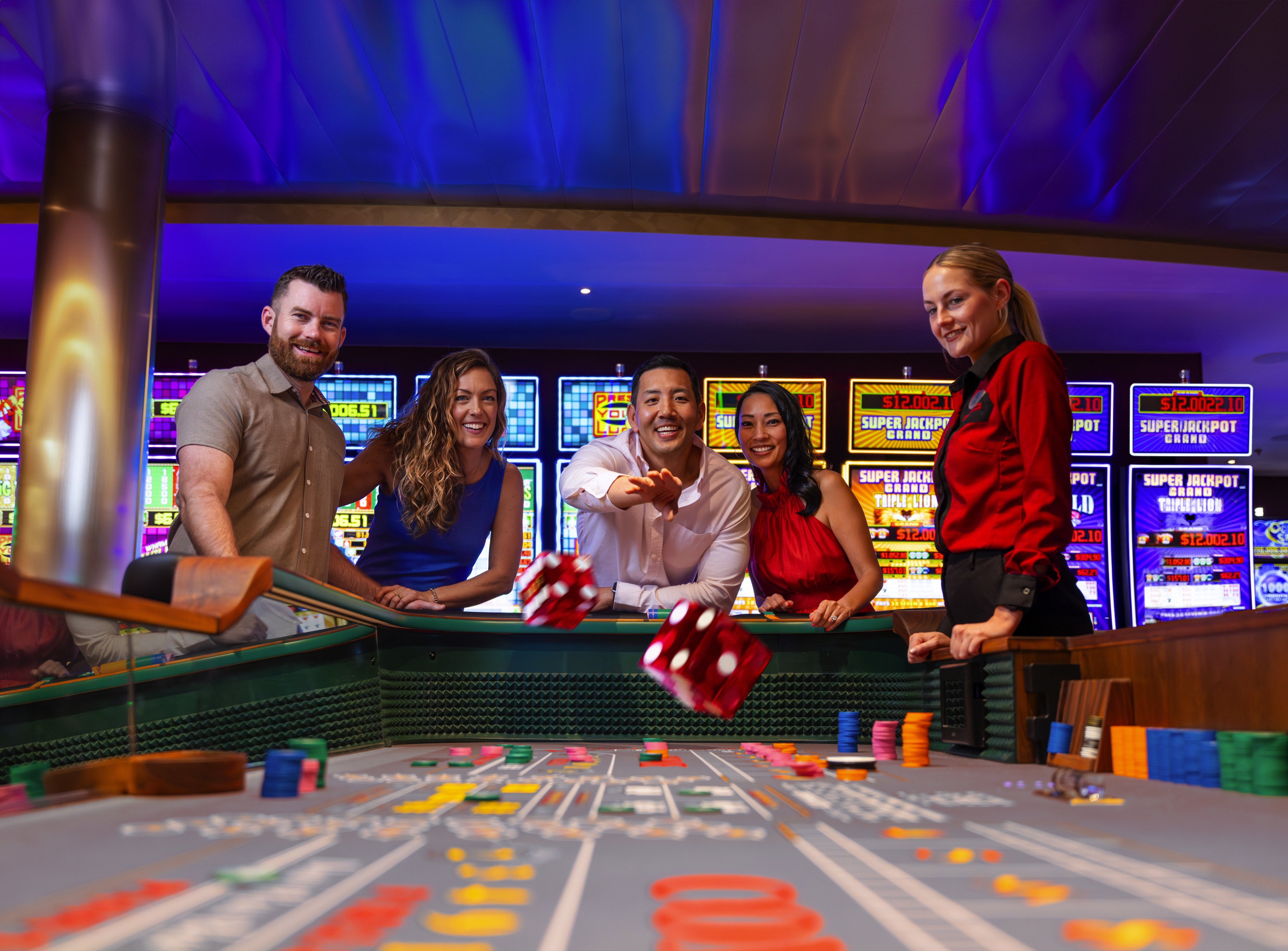 Icon of the Seas - Casino Royale℠